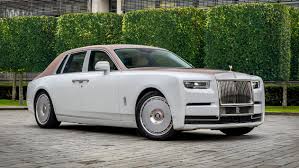 Rolls Royce Phantom The Ultimate Symbol of Luxury 