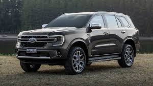  Ford Everest 2025 vs Toyota Fortuner Which SUV is Better? 