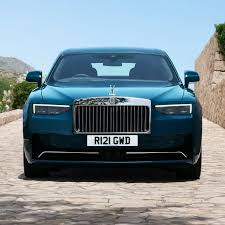Rolls-Royce Ghost A Perfect Blend of Power & Elegance